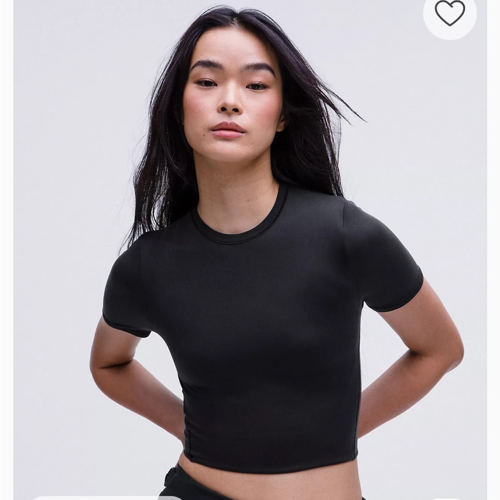 Wundermost Ultra-Soft Nulu Crewneck Cropped T-Shirt small
